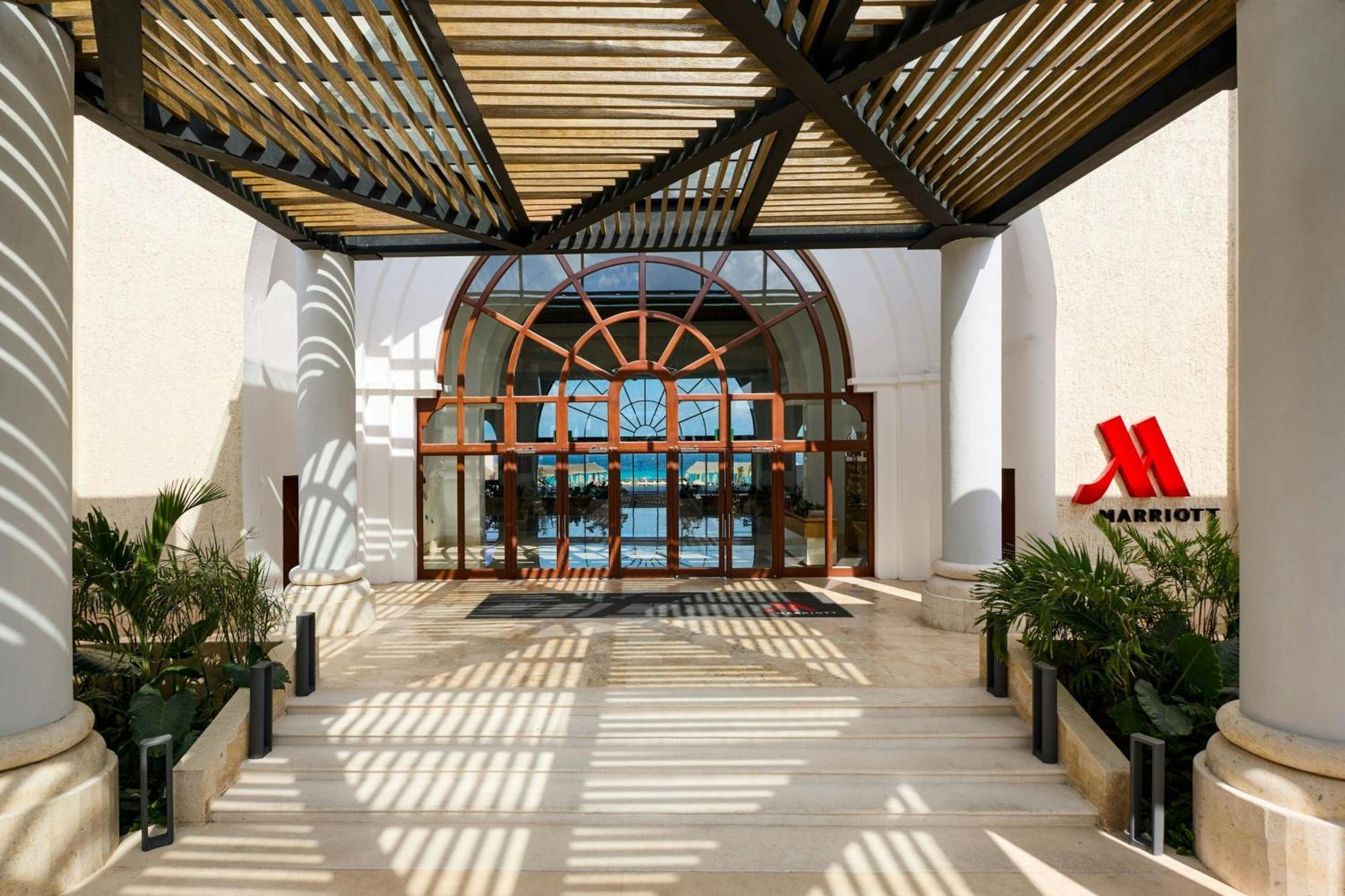 Marriott Cancun, An All-Inclusive Resort Екстериор снимка